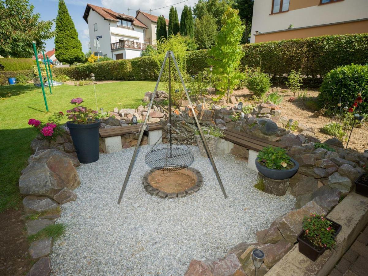 Ferienwohnung Grete Merzig Bagian luar foto